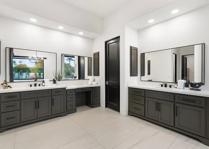 Camelback Mountain Luxury In Paradise Valley Holiday home